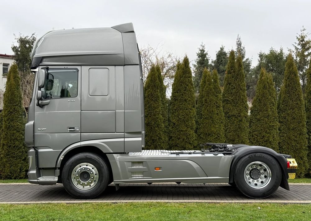 DAF XF 530 MANUAL RETARDER PARK COOL ADR - Камион влекач: слика 4 DAF XF 530 MANUAL RETARDER PARK COOL ADR - Камион влекач: слика 4