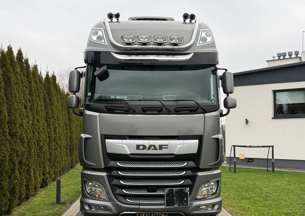DAF XF 530 MANUAL RETARDER PARK COOL ADR - Камион влекач: слика 2 DAF XF 530 MANUAL RETARDER PARK COOL ADR - Камион влекач: слика 2