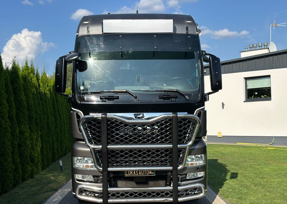 MAN TGX 18.580 D38 XXL RETARDER - Камион влекач: слика 2 MAN TGX 18.580 D38 XXL RETARDER - Камион влекач: слика 2