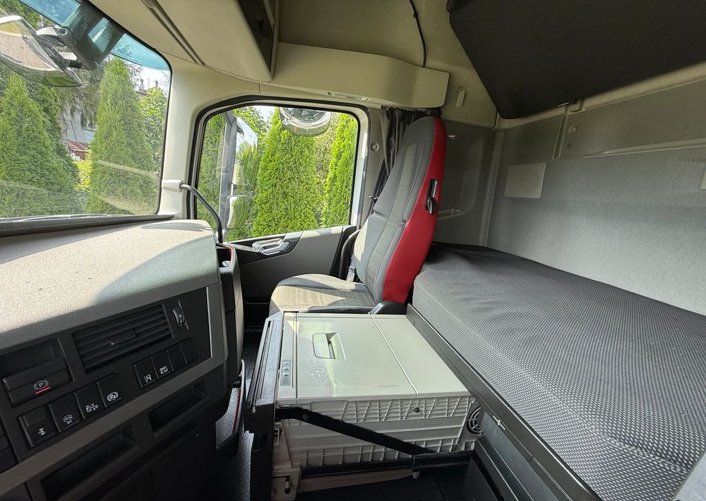Камион влекач Volvo FH 500 PARK COOL: слика 11