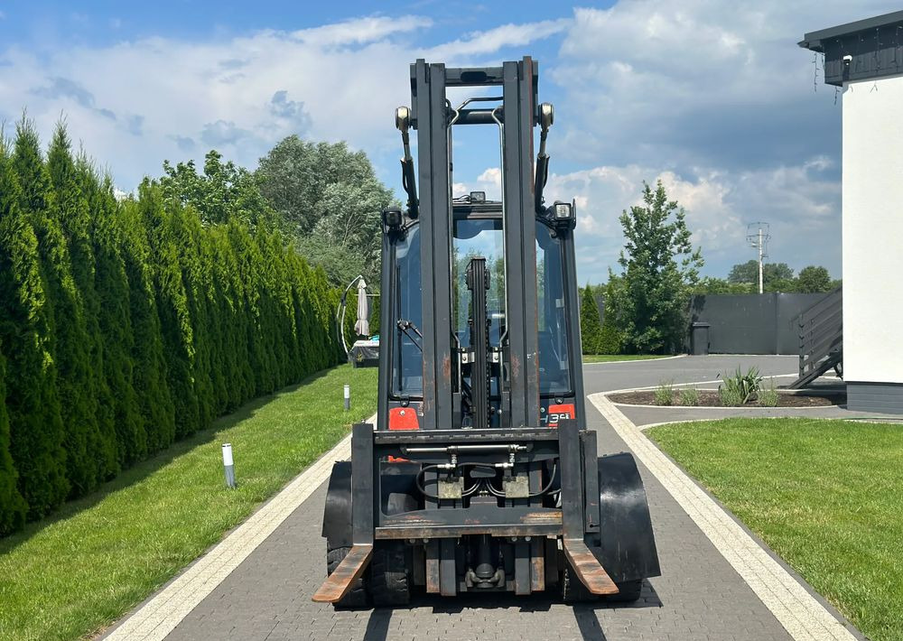 Linde H35T-01 - Вилушкар: слика 2 Linde H35T-01 - Вилушкар: слика 2
