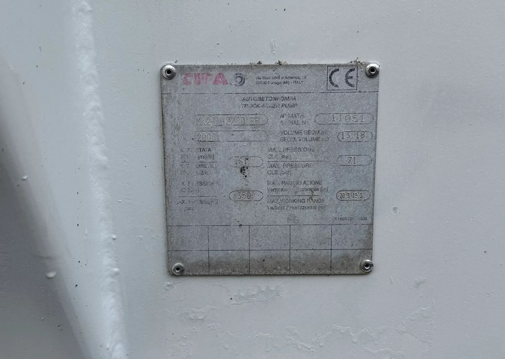 Миксер пумпа Mercedes-Benz ACTROS 3241 8X4 CIFA24 7m3: слика 18 Миксер пумпа Mercedes-Benz ACTROS 3241 8X4 CIFA24 7m3: слика 18