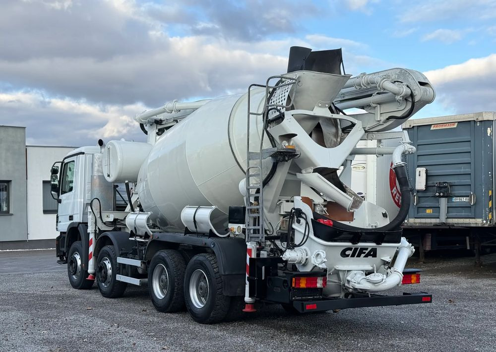 Миксер пумпа Mercedes-Benz ACTROS 3241 8X4 CIFA24 7m3: слика 6 Миксер пумпа Mercedes-Benz ACTROS 3241 8X4 CIFA24 7m3: слика 6