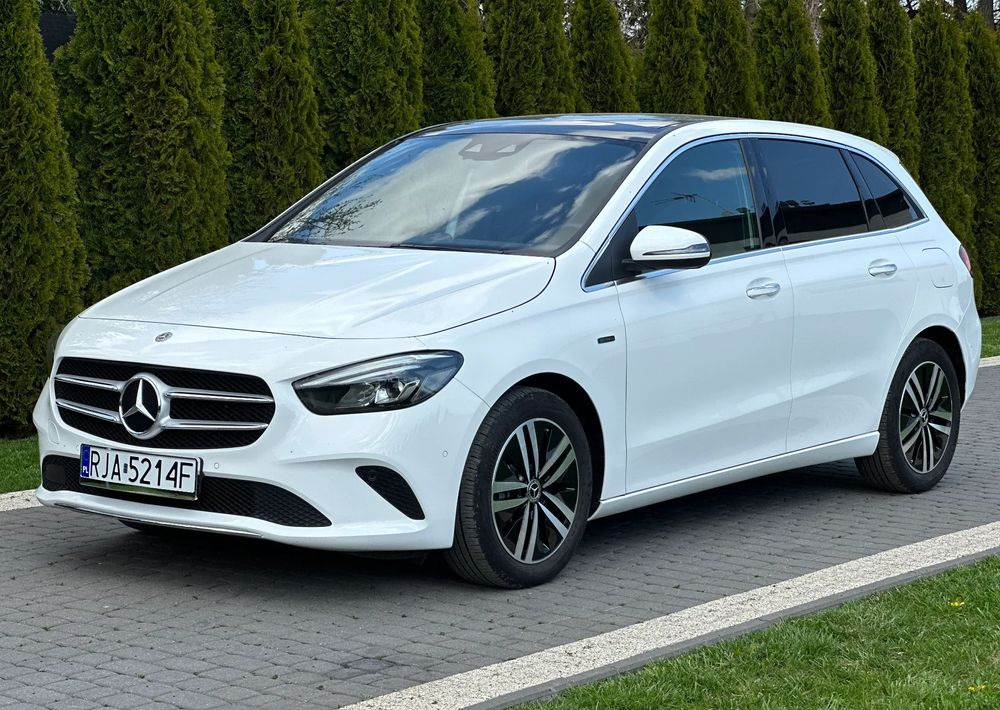 Mercedes-Benz Klasa B - Седан: слика 1 Mercedes-Benz Klasa B - Седан: слика 1