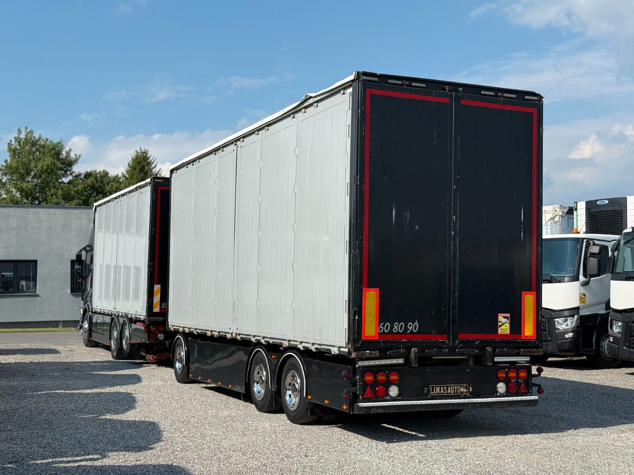 Volvo FH16 660 HP XL TANDEM 6x2 LIMITED EDITION - Камион со церада: слика 4 Volvo FH16 660 HP XL TANDEM 6x2 LIMITED EDITION - Камион со церада: слика 4