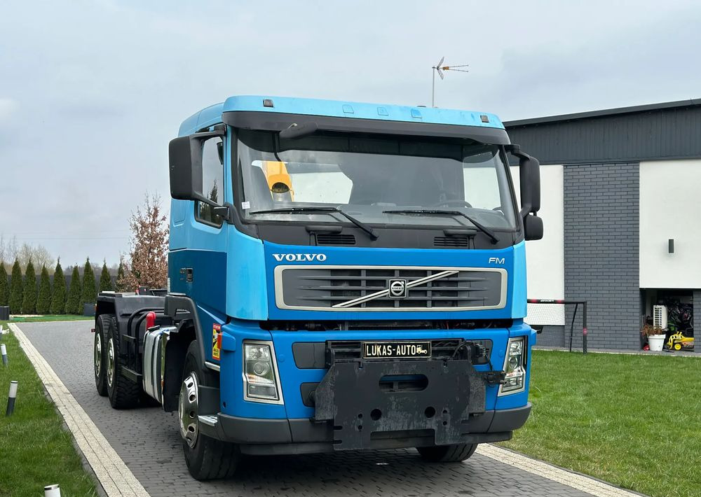 Volvo FM 400 HAKOWIEC 6X4 - Камион со кука за подигање: слика 3 Volvo FM 400 HAKOWIEC 6X4 - Камион со кука за подигање: слика 3