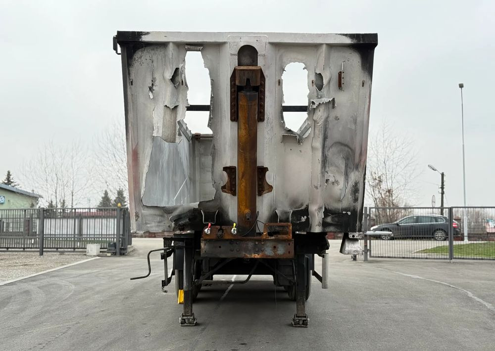 Wielton 42 m3 OSIE SAF USZKODZONY - Кипер полуприколка: слика 2 Wielton 42 m3 OSIE SAF USZKODZONY - Кипер полуприколка: слика 2
