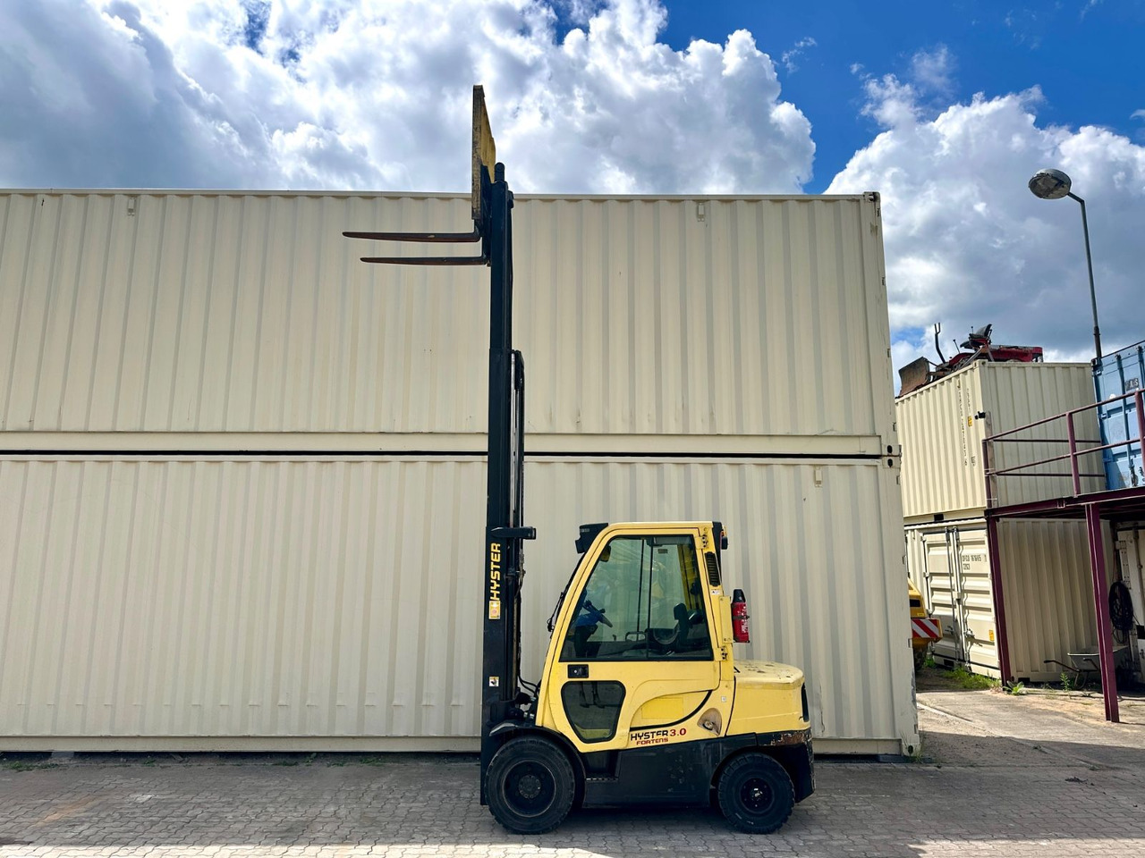 Hyster H3.0FT / Diesel / Triplex / Ex Armee - Дизел вилушкар: слика 5 Hyster H3.0FT / Diesel / Triplex / Ex Armee - Дизел вилушкар: слика 5