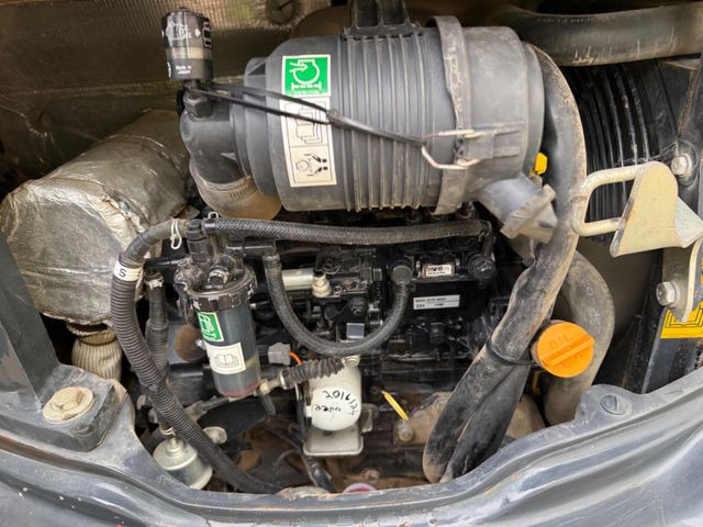 Мини багер Komatsu PC26MR-3 / 2020 BJ / 2.082 H /  2 x Löffel: слика 15