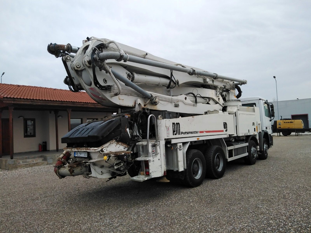 Камион со бетонска пумпа Mercedes-Benz ACTROS 4144 PUTZMEISTER M42: слика 7