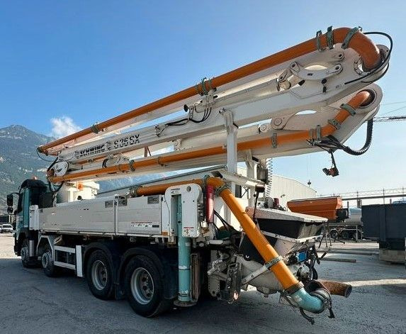 Volvo FMX 500 SCHWING S36SX - Камион со бетонска пумпа: слика 3 Volvo FMX 500 SCHWING S36SX - Камион со бетонска пумпа: слика 3
