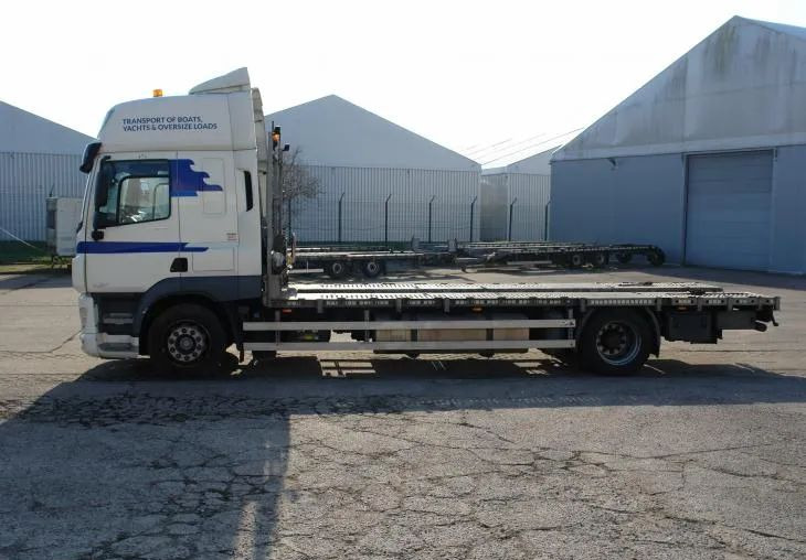 DAF CF 410 EURO 6 Laweta - Platforma super stan - Камион со платформа: слика 5 DAF CF 410 EURO 6 Laweta - Platforma super stan - Камион со платформа: слика 5