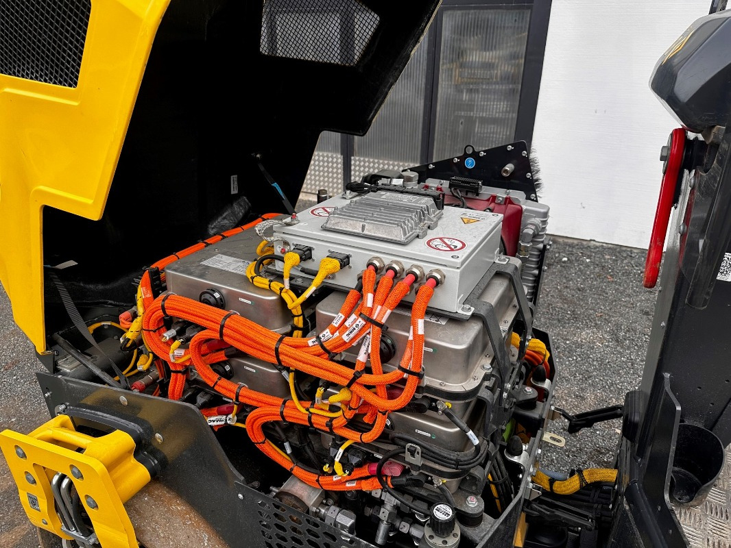 BOMAG DE BW 120 ADe-5 - Ваљак: слика 5 BOMAG DE BW 120 ADe-5 - Ваљак: слика 5