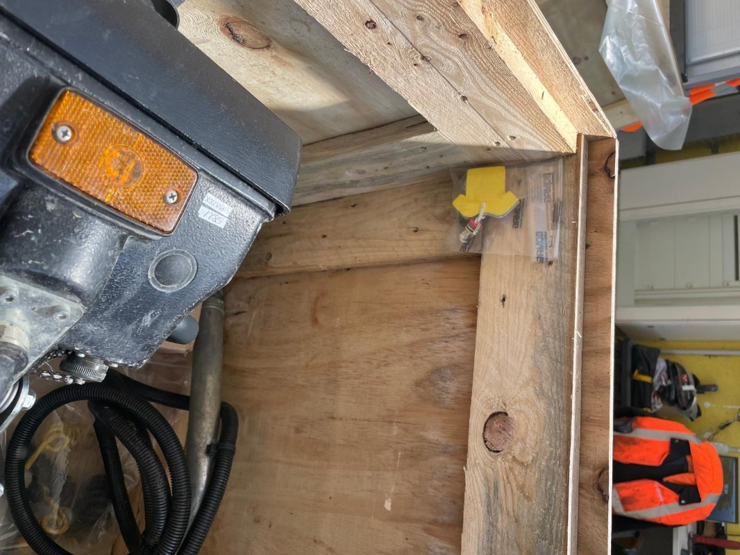 BOMAG IT BF 700 C-2 S500 Stage IV/Tier 4f - Асфалтен поплочувач: слика 4 BOMAG IT BF 700 C-2 S500 Stage IV/Tier 4f - Асфалтен поплочувач: слика 4