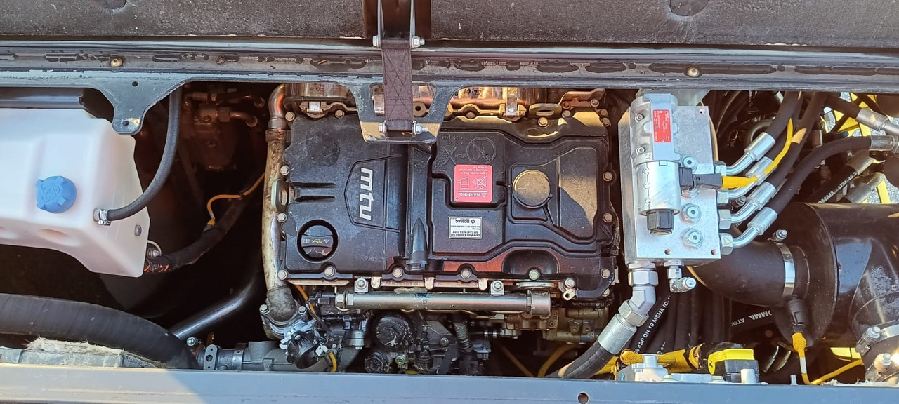 BOMAG IT BF 700 C-2 S500 Stage IV/Tier 4f - Асфалтен поплочувач: слика 4 BOMAG IT BF 700 C-2 S500 Stage IV/Tier 4f - Асфалтен поплочувач: слика 4