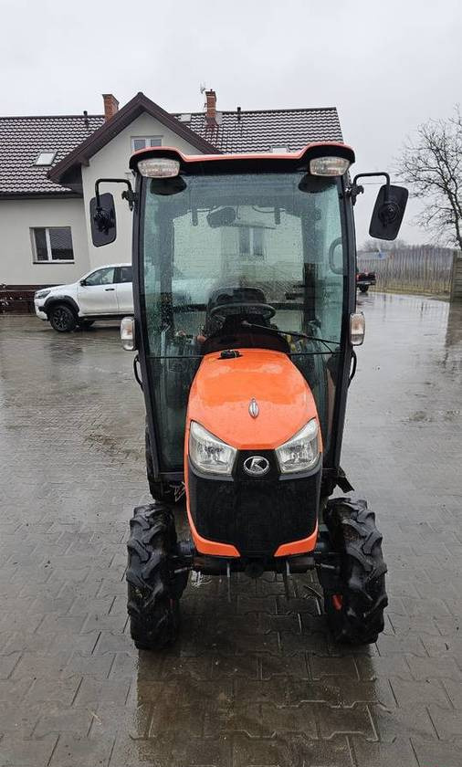 Ciągnik Kubota B2650 4x4 klima 26 KM hydrostat - Трактор: слика 3 Ciągnik Kubota B2650 4x4 klima 26 KM hydrostat - Трактор: слика 3