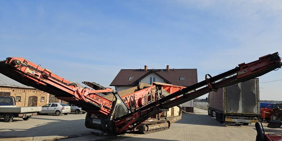 Przesiewacz mobilny Sandvik QE241 tylko 2980 h - Градежно сито: слика 3 Przesiewacz mobilny Sandvik QE241 tylko 2980 h - Градежно сито: слика 3