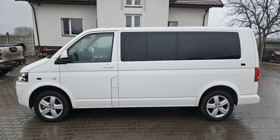 Volkswagen Multivan 180KM 4Motion 4x4 automat DSG długi - Автомобил: слика 1 Volkswagen Multivan 180KM 4Motion 4x4 automat DSG długi - Автомобил: слика 1