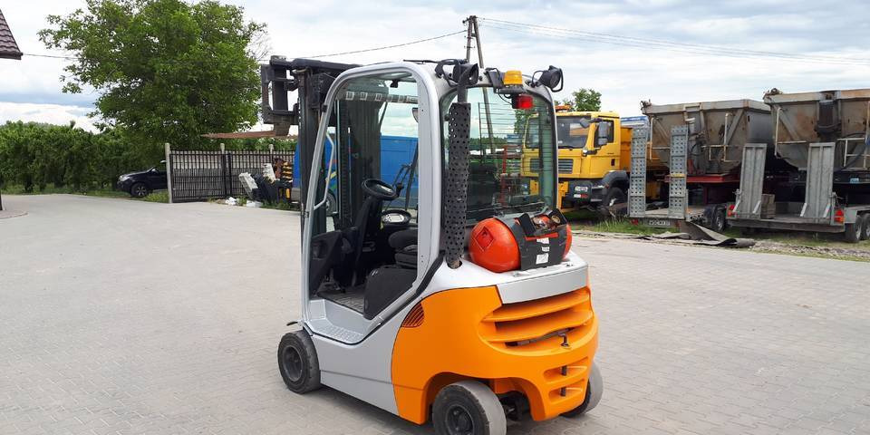 Wózek widłowy Still RX70-20 triplex przesuw - Плински вилушкар: слика 2 Wózek widłowy Still RX70-20 triplex przesuw - Плински вилушкар: слика 2