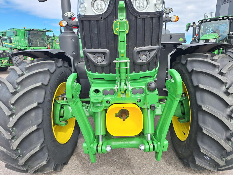 Трактор John Deere 6R 175: слика 11