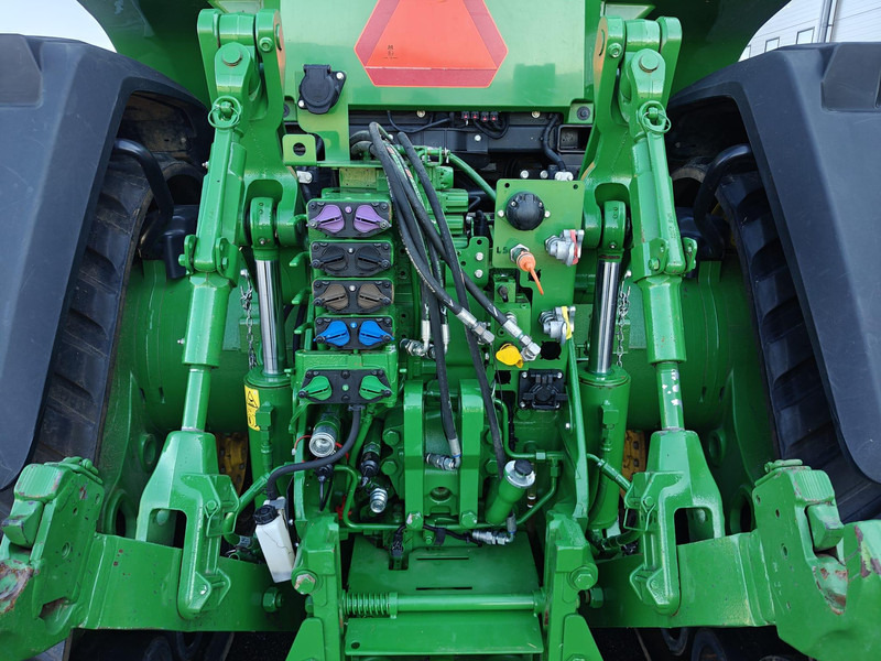 Трактор John Deere 8RX 410 e23: слика 8 Трактор John Deere 8RX 410 e23: слика 8