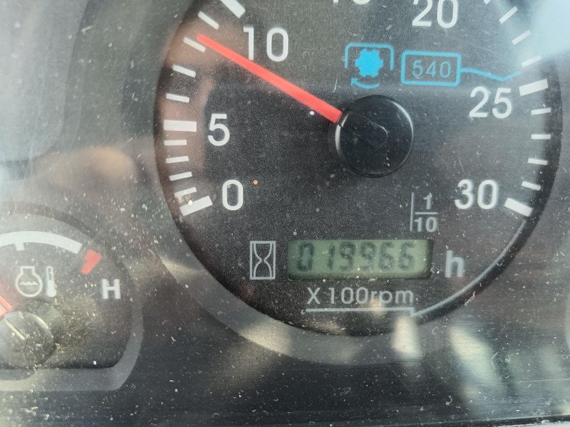 Трактор New Holland Boomer 40: слика 13 Трактор New Holland Boomer 40: слика 13