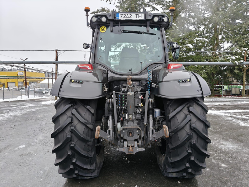Valtra T255 Versu RTK - Трактор: слика 4 Valtra T255 Versu RTK - Трактор: слика 4