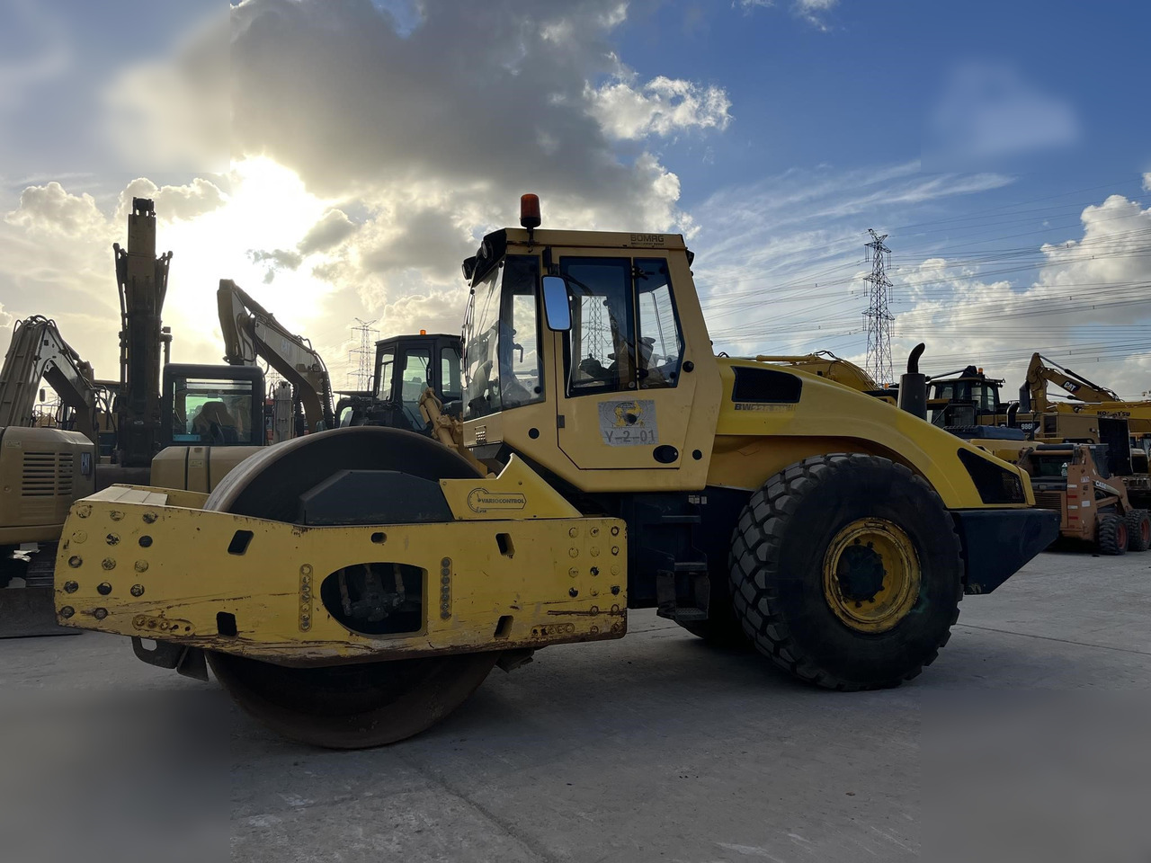BOMAG BW226DH-4 - Ваљак: слика 1 BOMAG BW226DH-4 - Ваљак: слика 1