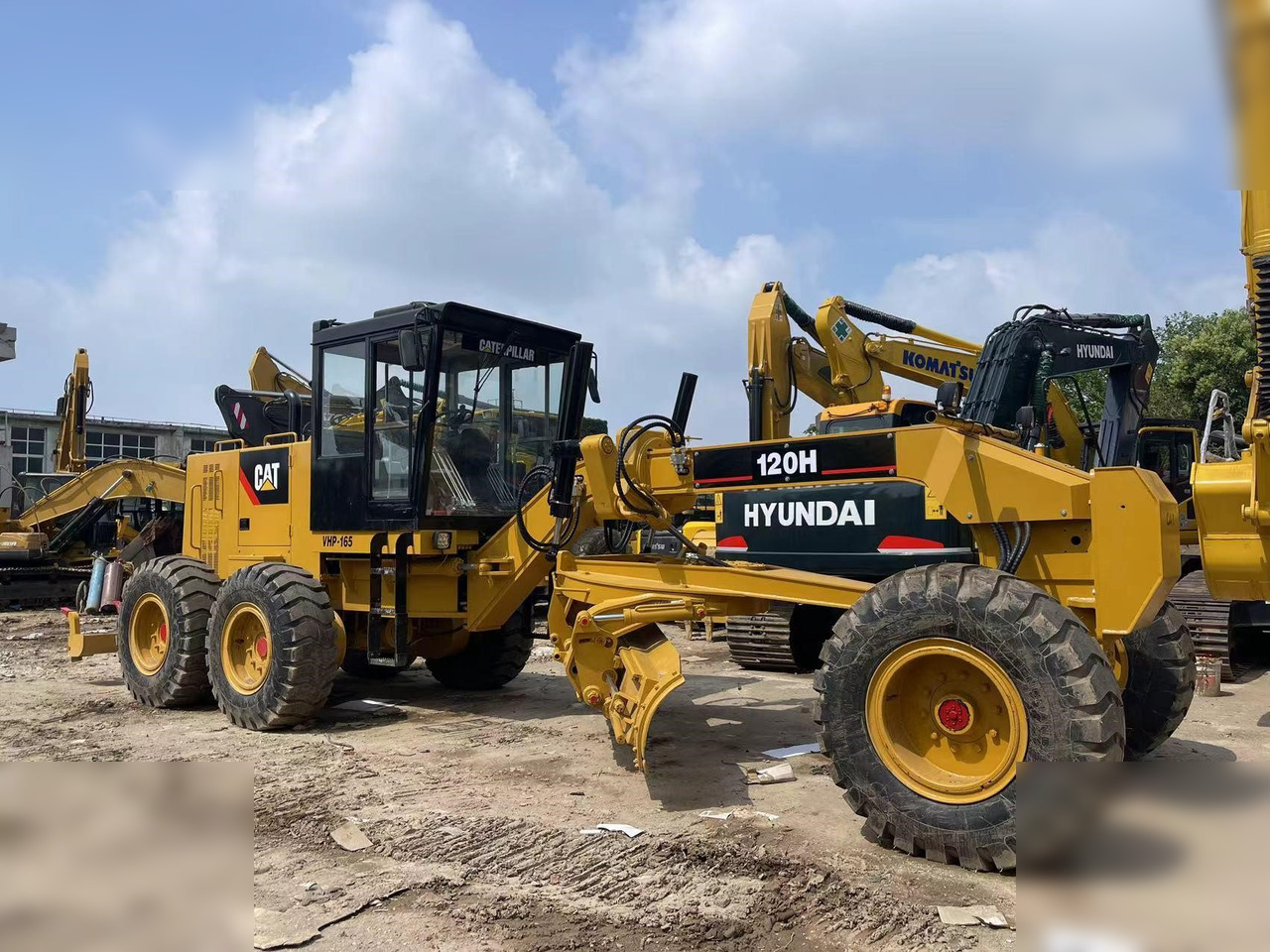 CATERPILLAR 120H - Порамнувач: слика 1 CATERPILLAR 120H - Порамнувач: слика 1
