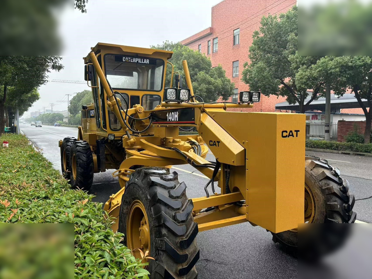 CATERPILLAR 140H - Порамнувач: слика 2 CATERPILLAR 140H - Порамнувач: слика 2