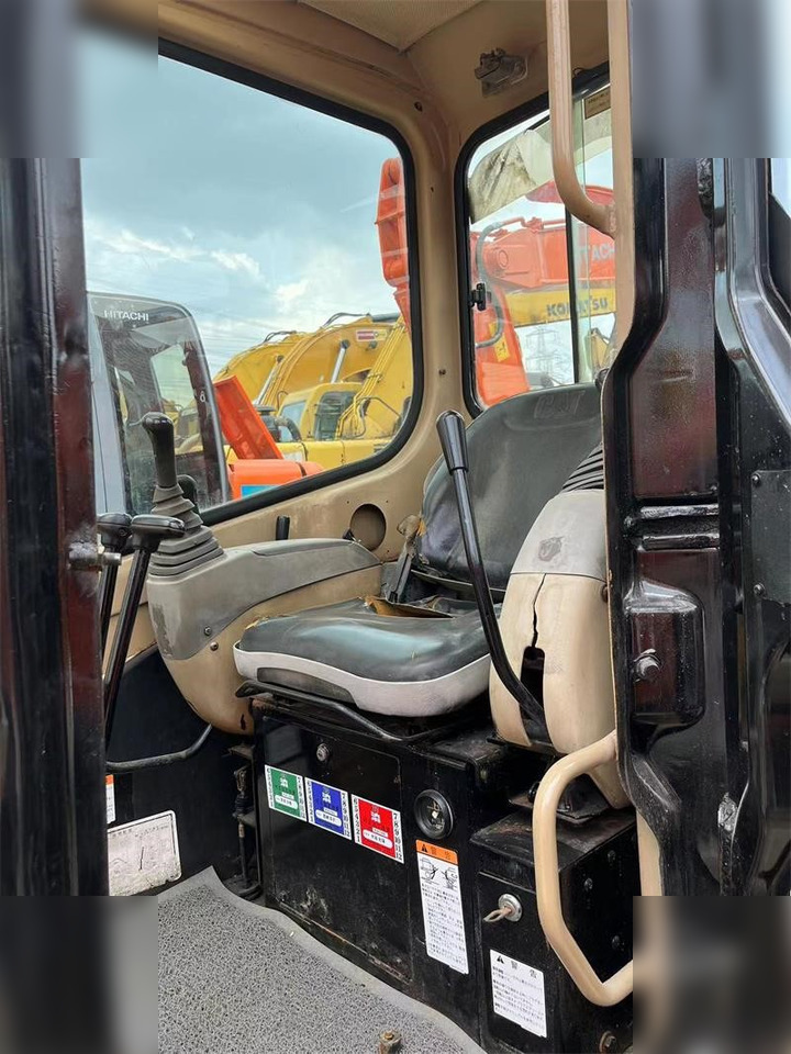 CATERPILLAR 303C CR - Мини багер: слика 3 CATERPILLAR 303C CR - Мини багер: слика 3