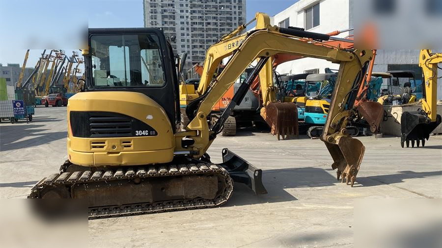 CATERPILLAR 304C - Мини багер: слика 1 CATERPILLAR 304C - Мини багер: слика 1
