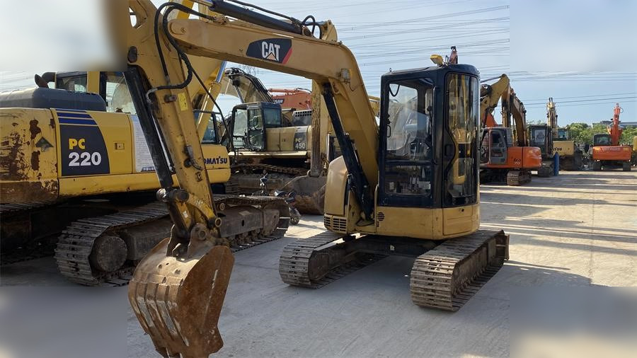 CATERPILLAR 305C CR - Мини багер: слика 1 CATERPILLAR 305C CR - Мини багер: слика 1