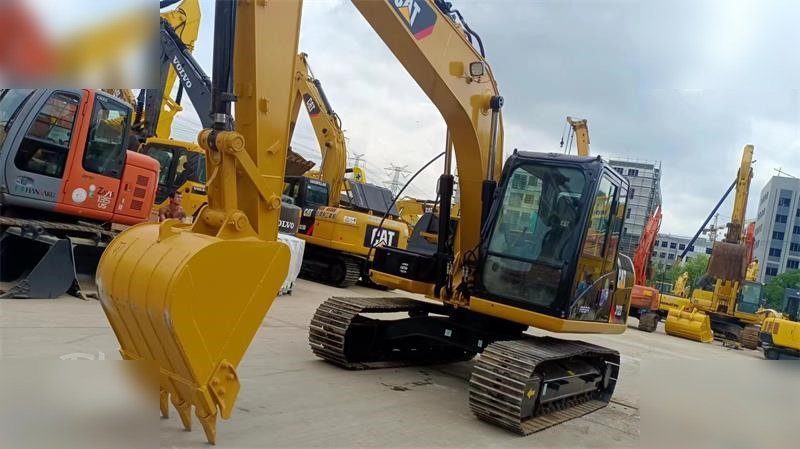 CATERPILLAR 312D - Багер гасеничар: слика 3 CATERPILLAR 312D - Багер гасеничар: слика 3