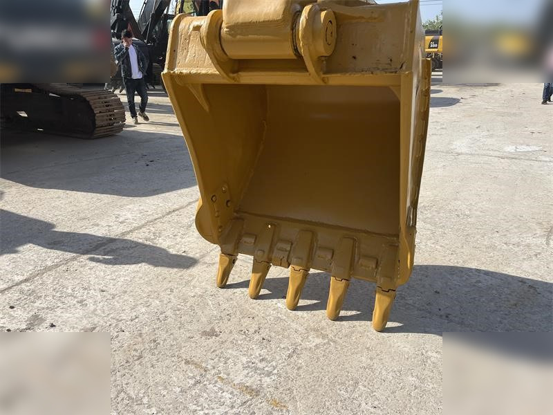 CATERPILLAR 320BL - Багер гасеничар: слика 5 CATERPILLAR 320BL - Багер гасеничар: слика 5
