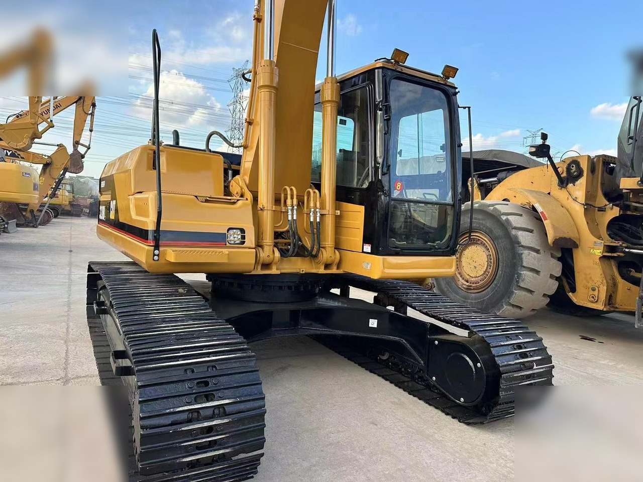CATERPILLAR 320BL - Багер гасеничар: слика 4 CATERPILLAR 320BL - Багер гасеничар: слика 4