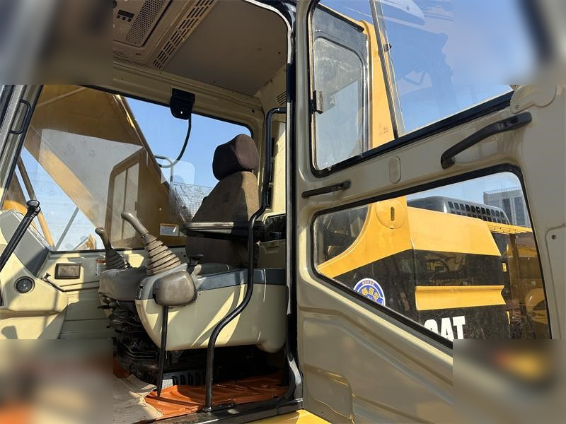 Лизинг на CATERPILLAR 320BL CATERPILLAR 320BL: слика 6 Лизинг на CATERPILLAR 320BL CATERPILLAR 320BL: слика 6