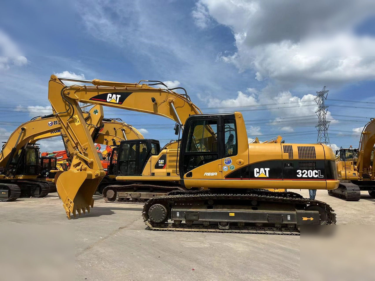 CATERPILLAR 320CL - Багер гасеничар: слика 1 CATERPILLAR 320CL - Багер гасеничар: слика 1