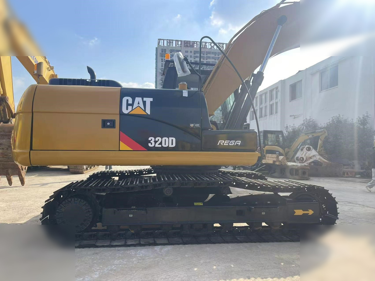 CATERPILLAR 320D - Багер гасеничар: слика 3 CATERPILLAR 320D - Багер гасеничар: слика 3