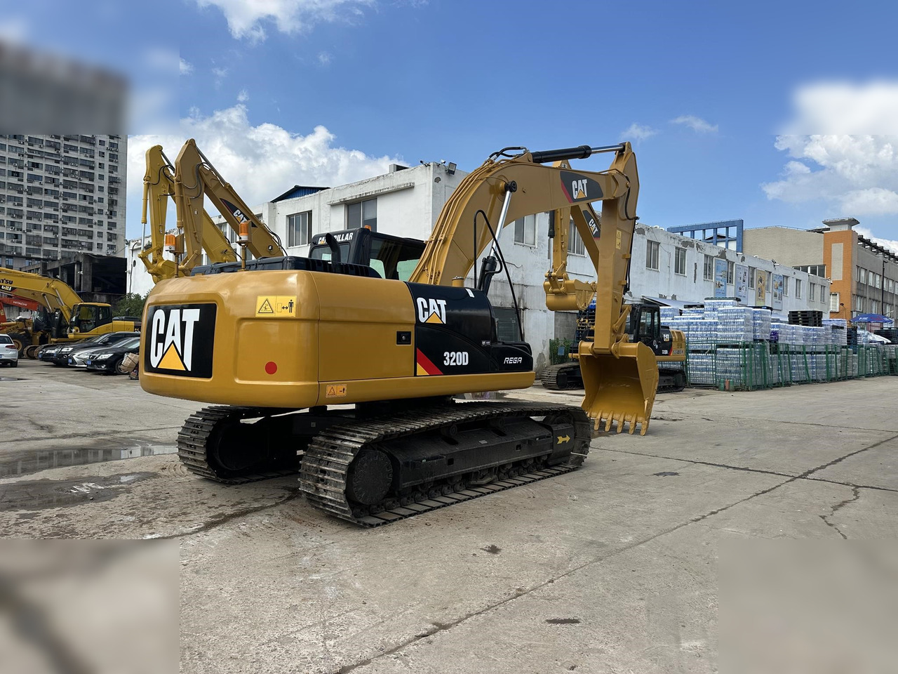 CATERPILLAR 320D - Багер гасеничар: слика 4 CATERPILLAR 320D - Багер гасеничар: слика 4