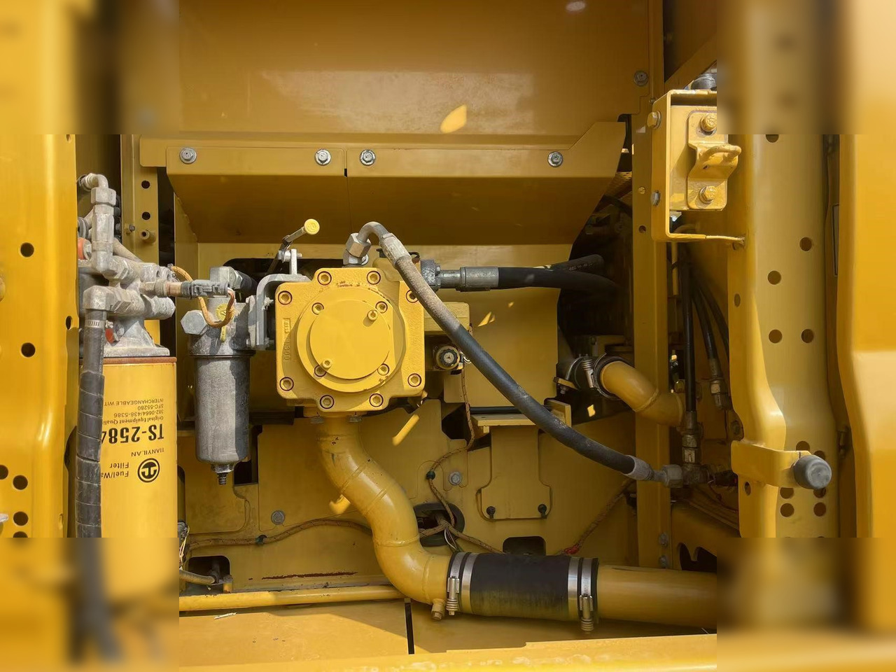 CATERPILLAR 320GC - Багер гасеничар: слика 5 CATERPILLAR 320GC - Багер гасеничар: слика 5