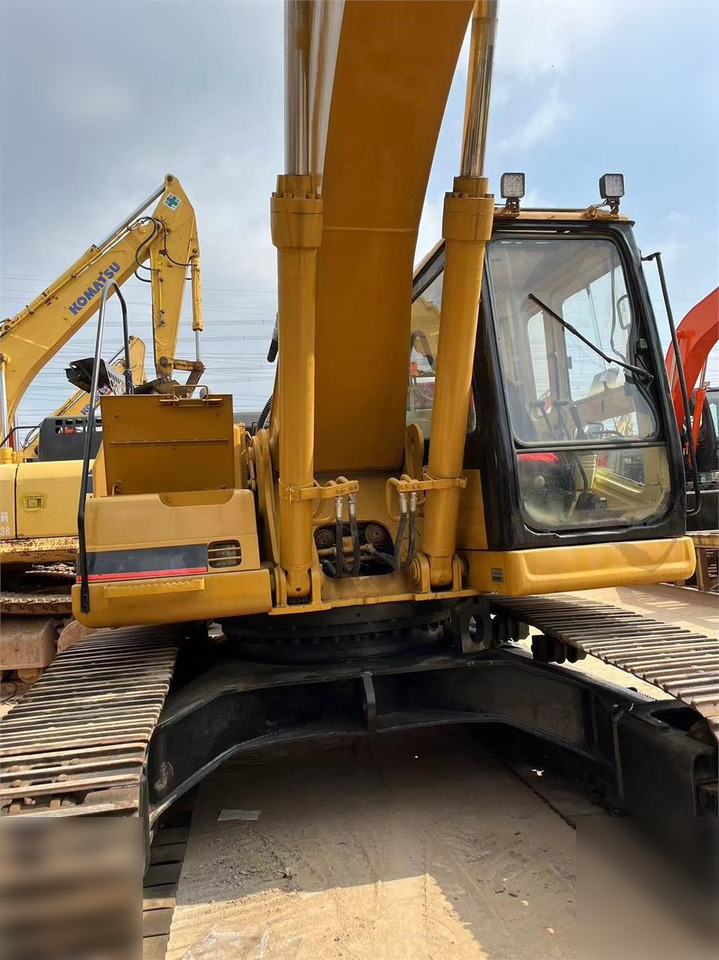 CATERPILLAR 325BL - Багер гасеничар: слика 2 CATERPILLAR 325BL - Багер гасеничар: слика 2