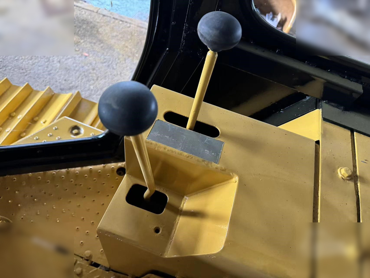 CATERPILLAR D4C - Булдожер: слика 5 CATERPILLAR D4C - Булдожер: слика 5