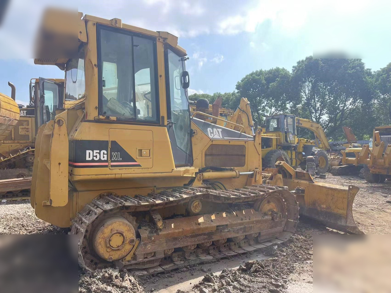 CATERPILLAR D5G XL - Булдожер: слика 5 CATERPILLAR D5G XL - Булдожер: слика 5