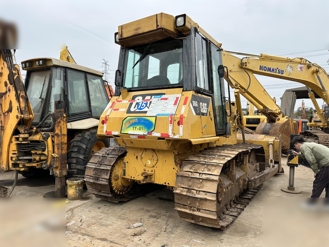 CATERPILLAR D6G2 XL - Булдожер: слика 1 CATERPILLAR D6G2 XL - Булдожер: слика 1