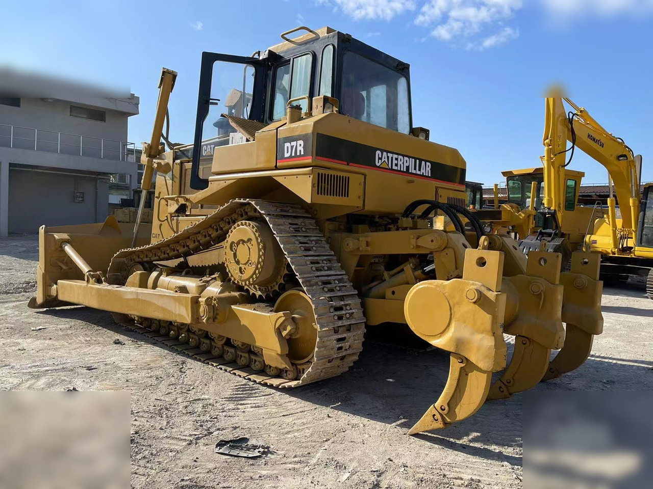 CATERPILLAR D7R II - Булдожер: слика 2 CATERPILLAR D7R II - Булдожер: слика 2