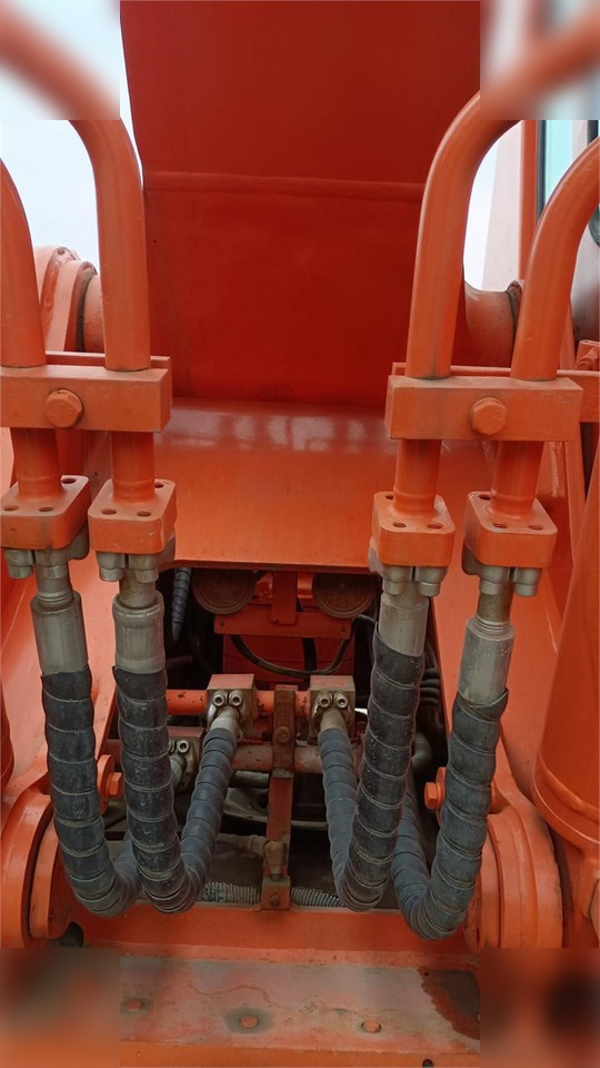 DOOSAN DH220 LC-7 - Багер гасеничар: слика 5 DOOSAN DH220 LC-7 - Багер гасеничар: слика 5