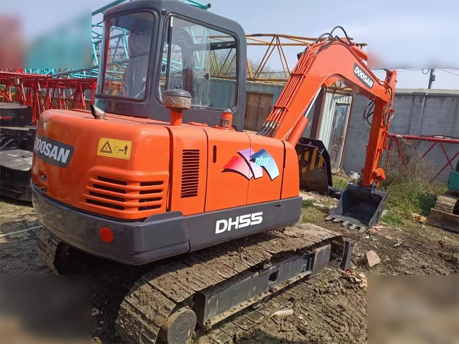 DOOSAN DH55 - Мини багер: слика 2 DOOSAN DH55 - Мини багер: слика 2