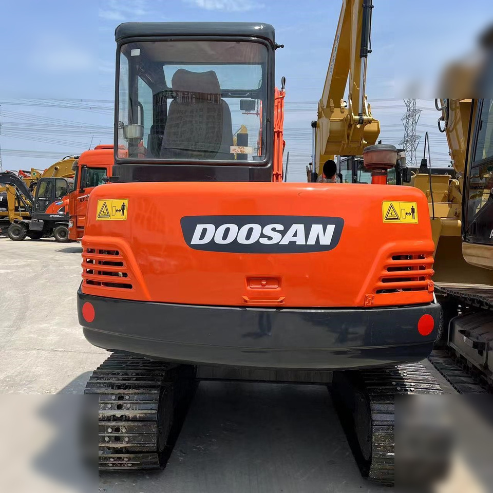DOOSAN DH55-V - Мини багер: слика 4 DOOSAN DH55-V - Мини багер: слика 4