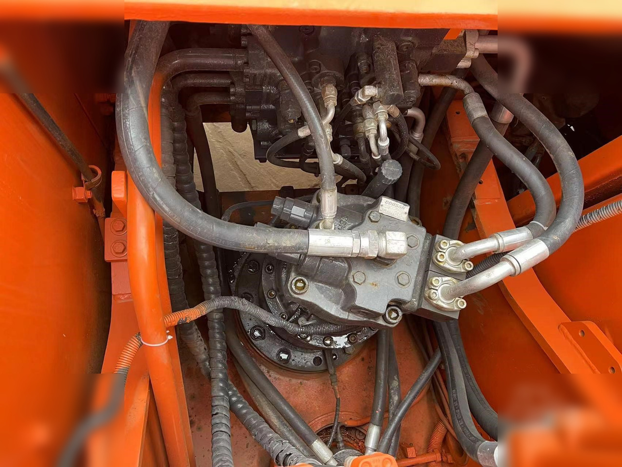 DOOSAN DX225 LC - Багер гасеничар: слика 5 DOOSAN DX225 LC - Багер гасеничар: слика 5